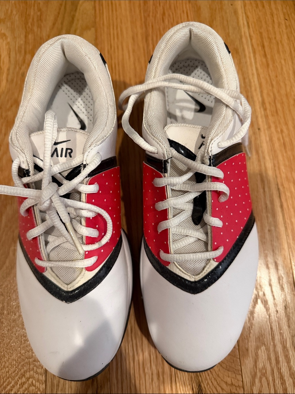 Nike White, Red & Black Low-Top Sneakers